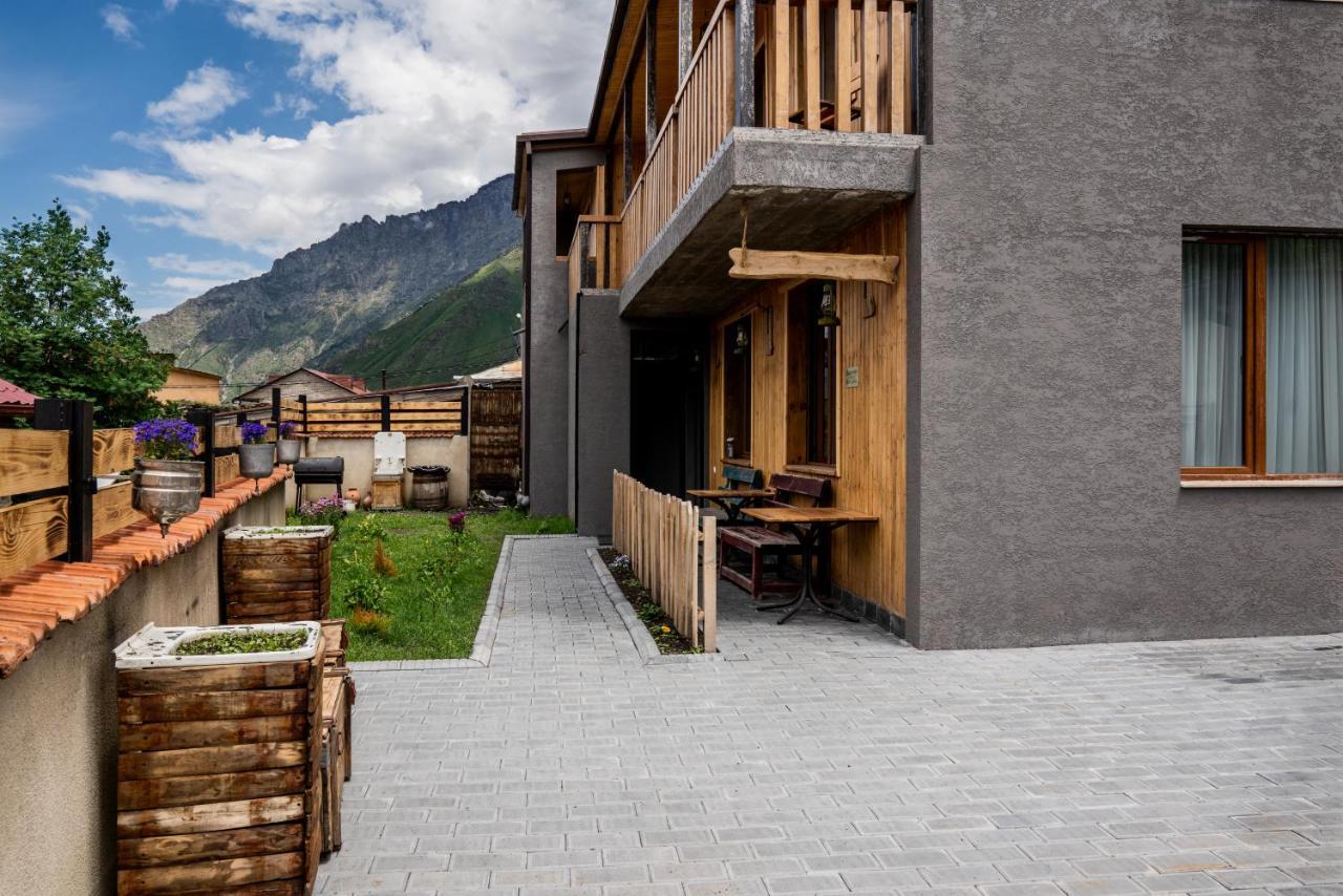 Hotel Jimla Kazbegi Esterno foto